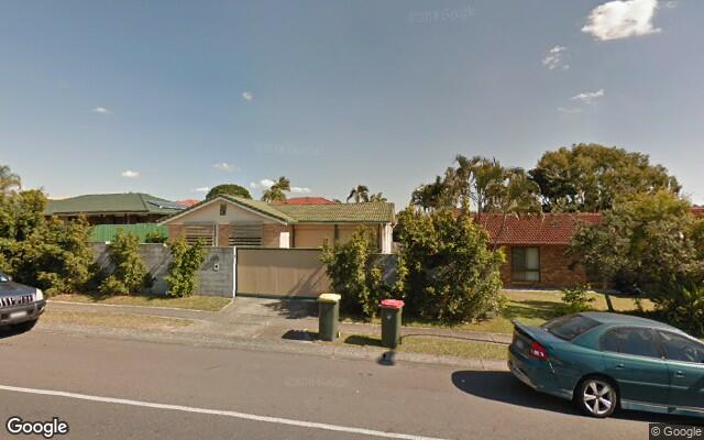 Carport parking on Gowan Rd in Sunnybank Hills